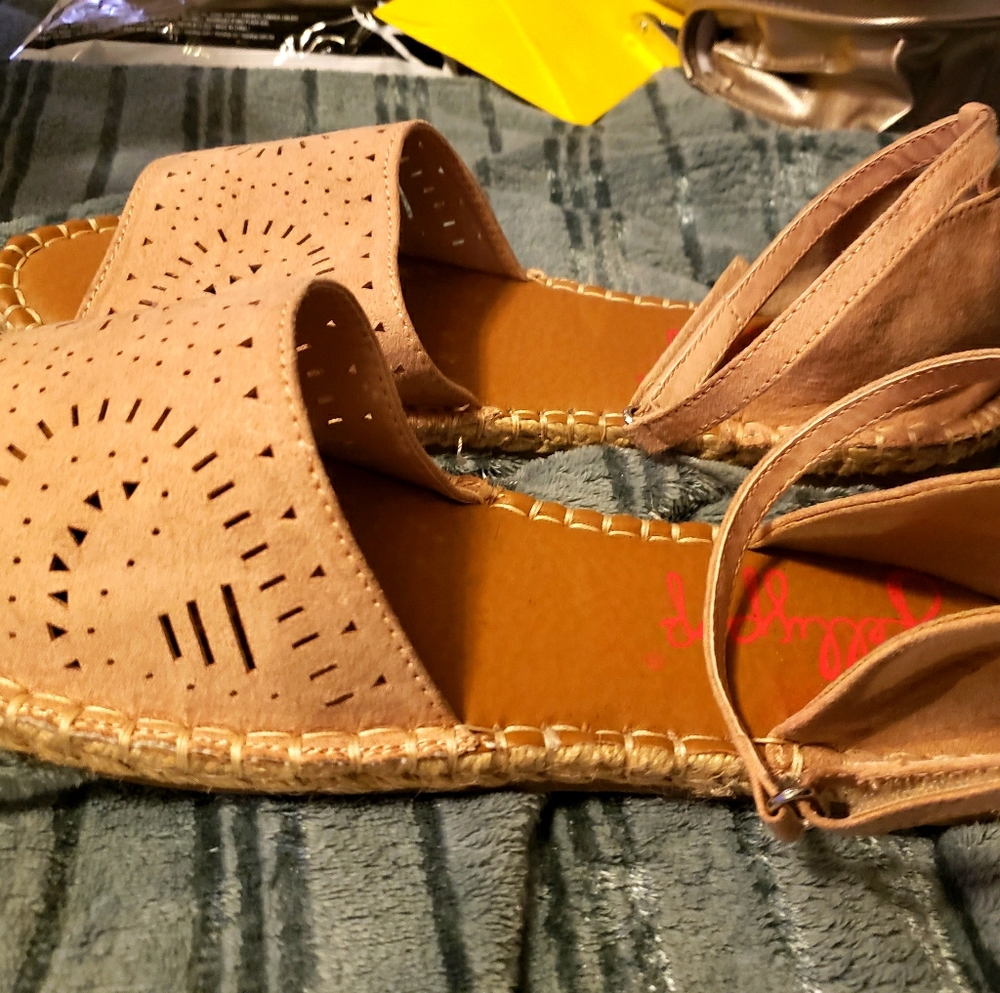 JellyPop sandals